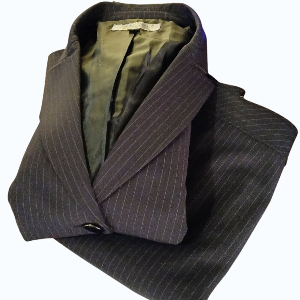 TAHARI Arthur S. Levine Black Pinstripe Professional Suit Blazer/Skirt EUC - Picture 10 of 16